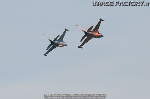 2009-06-27 Zeltweg Airpower 1930 General Dynamics F-16 Fighting Falcon